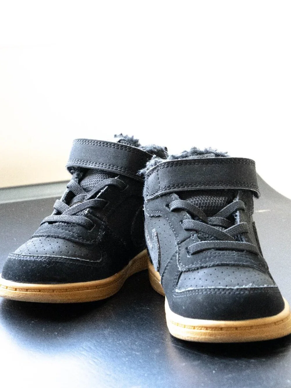 Nike pair kid